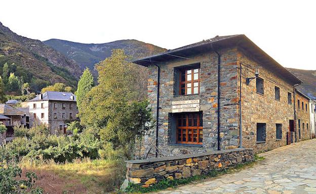 Sede estable de artesanía en Colinas del Campo/Ical