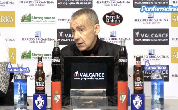 Carlos Terrazas, entrenador de la Ponferradina./SDP
