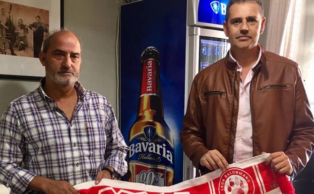 Foto del acuerdo.
