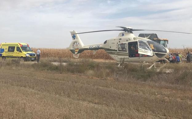 Equipos de emergencias en el lugar del suceso./