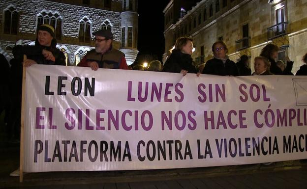 Concentración de un nuevo 'Lunes sin sol'.