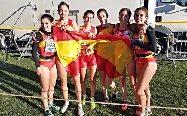 Equipo sub20 femenino español, con Marta García.