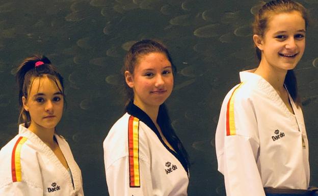 Las tres representantes leonesas en el Open de Andalucia./