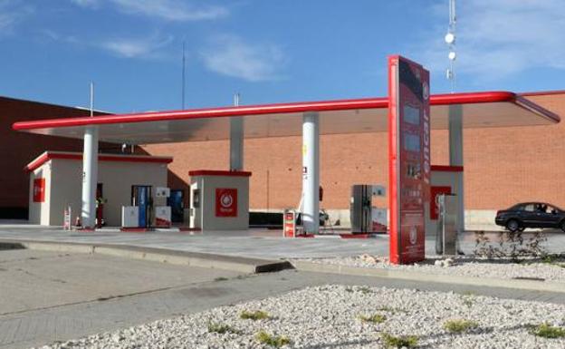 Gasolinera rural./