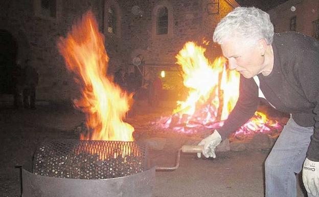 Tradicional asado de castañas /