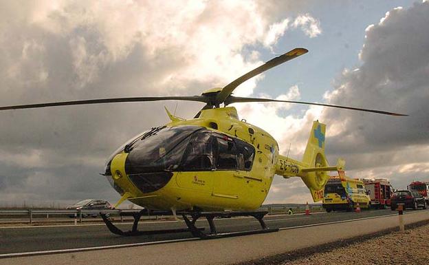 Helicóptero medicalizado del Sacyl./