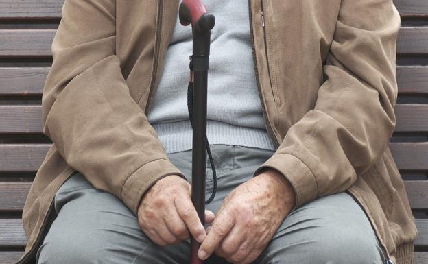 Los más de 140.000 pensionistas leoneses tendrán un mínimo incremento en sus retribuciones./