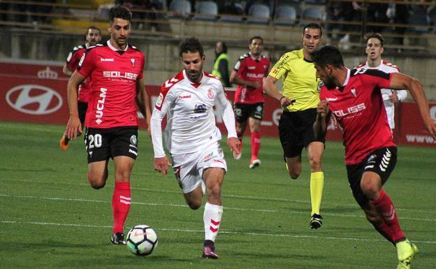 Julen Colinas, en el partido ante el Albacete./Peio García