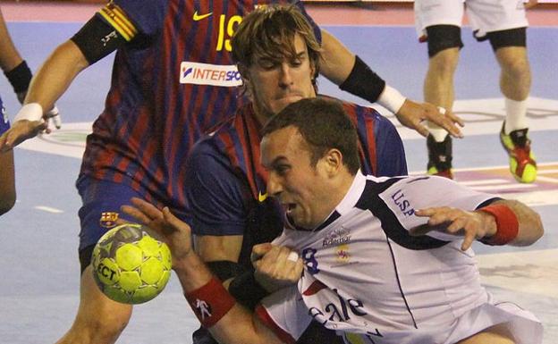 Morros, en un partido ante el Ademar./Peio García