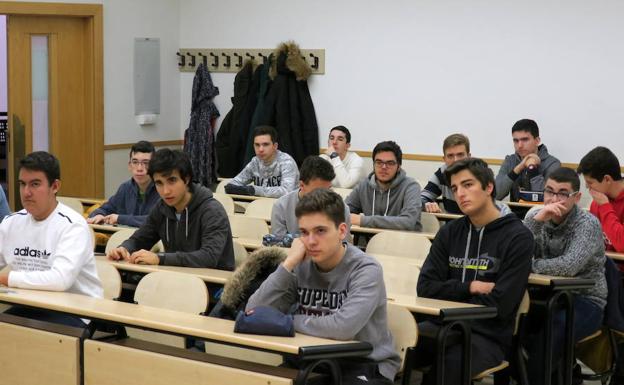 Participantes de la Olimpiada Matemática. /