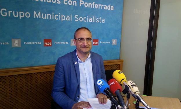 El portavoz municipal del PSOE, Olegario Ramón./