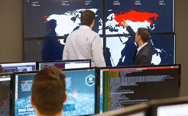 La ciberseguridad de las empresas empieza por tomar medidas uno mismo