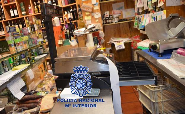 Tienda en la que se produjo el robo./