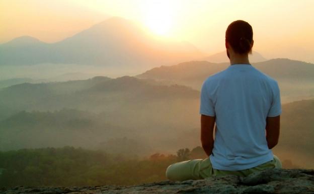 La ULE programa un curso de meditación como camino hacia la transformación del ser