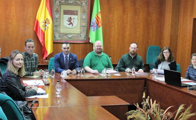 Reunión entre ambas entidades./