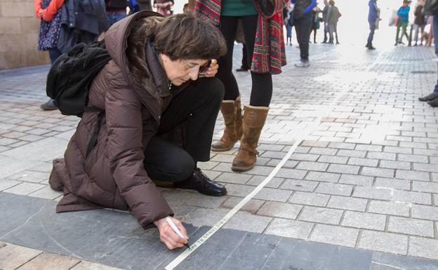 La artista Esther Ferrer imparte en el Musac el taller de performance 'Acción/Práctica'