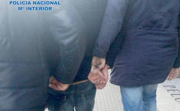Momento de la detención./