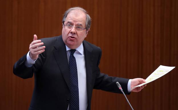 Juan Vicente Herrera, en el pleno de este martes./Chacón