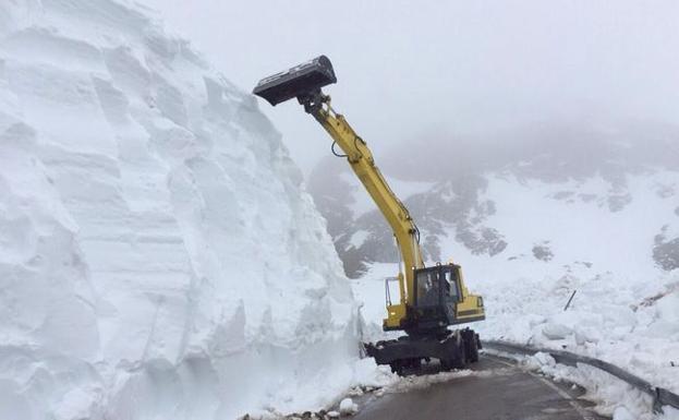 Imagen del puerto de Ventaja durante la última nevada./