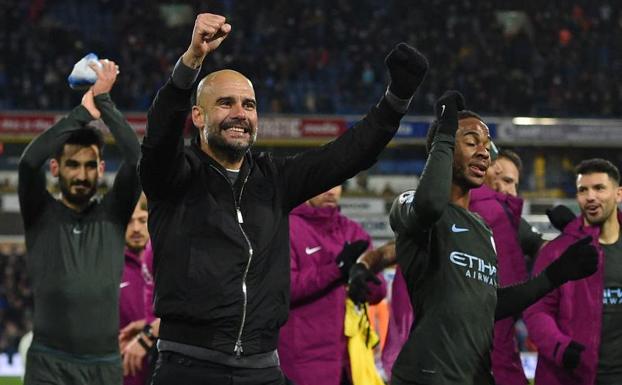Guardiola celebra su primera Premier/afp