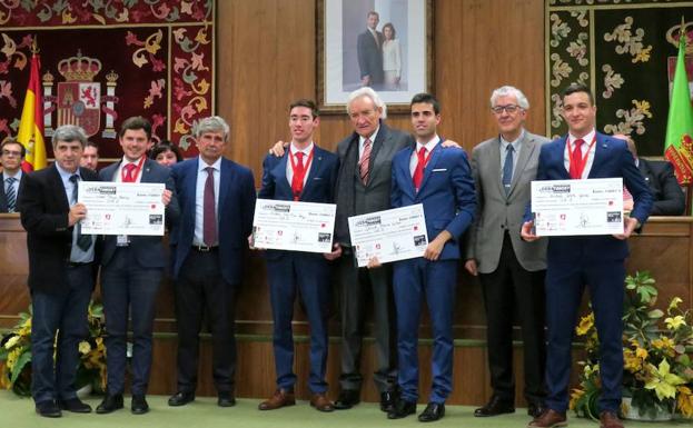 Entrega de premios con Luis del Olmo./