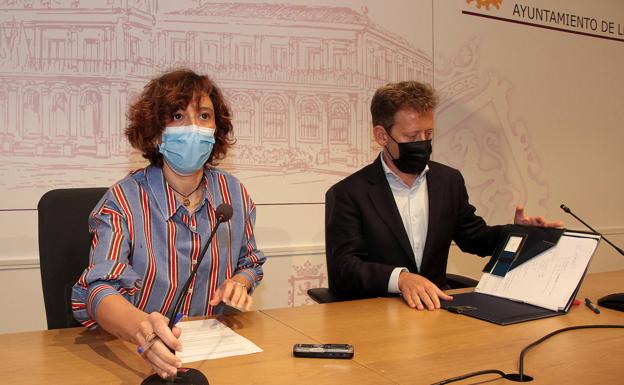 Susana Travesí y Enrique Suárez, durante la rueda de prensa de este jueves.