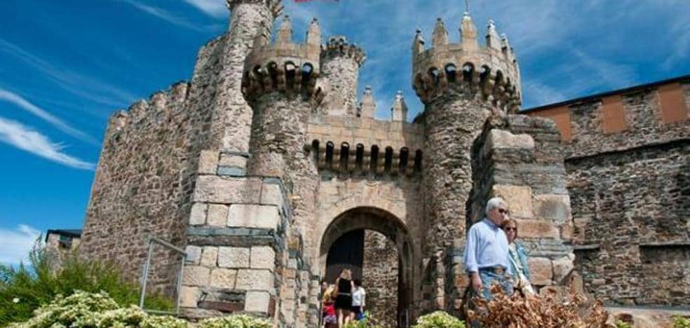 El Castillo Y Los Museos De Ponferrada Ampl An Sus Horarios De Cara Al