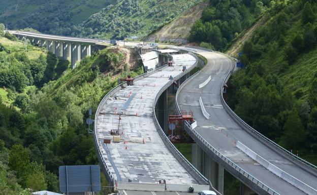 Imagen del viaducto tras el derrumbe.