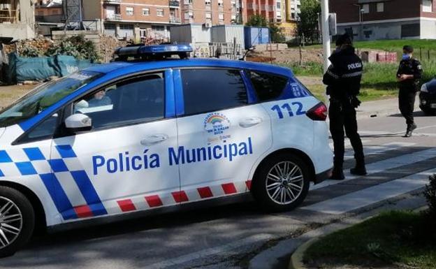 La Policía Municipal de Ponferrada intervino en la detención de este ciudadano este jueves.