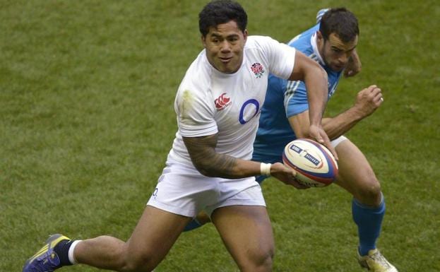 Manu Tuilagi, en primer término./Afp