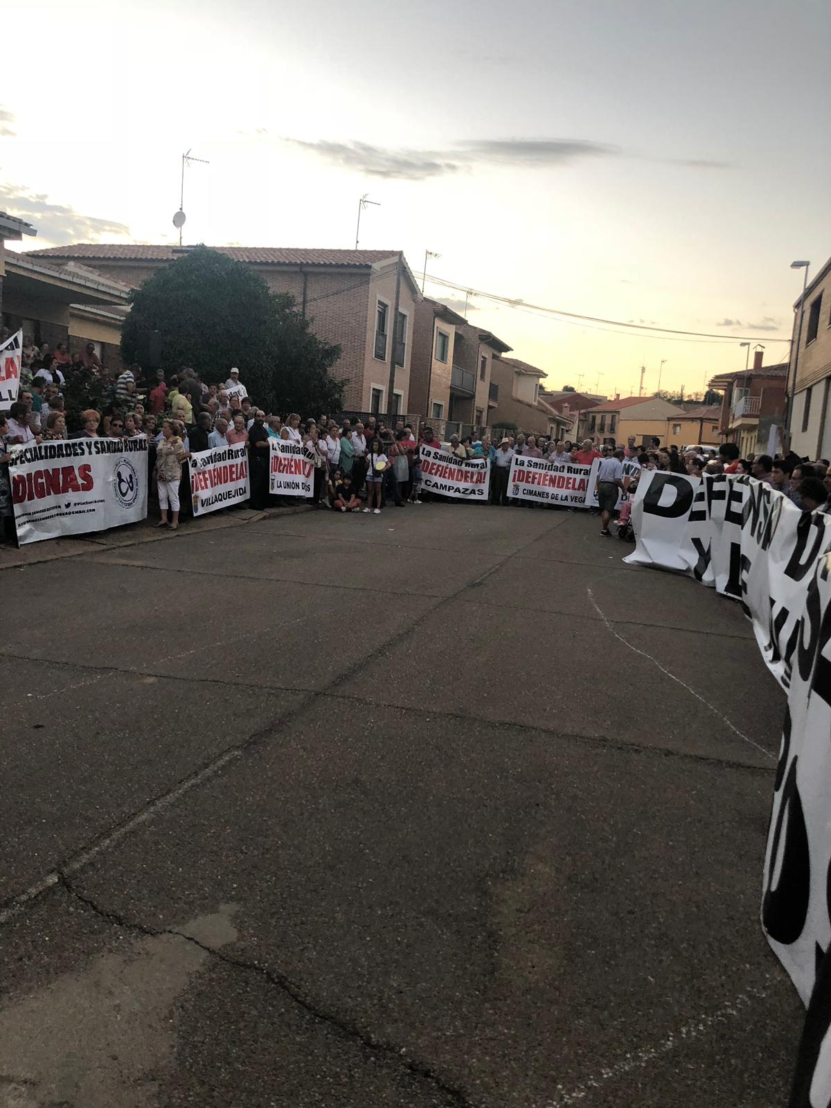 https://static3.leonoticias.com/www/multimedia/201809/12/media/VALDERAS/WhatsApp%20Image%202018-09-12%20at%2021.40.29.jpeg