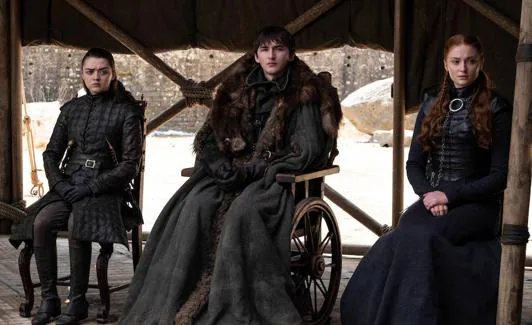 Bran Stark, en el centro de la imagen./