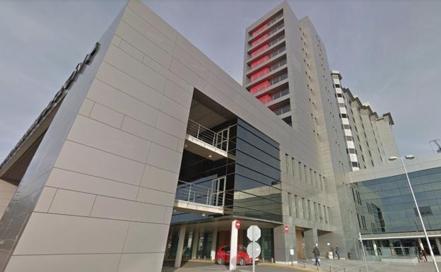 Otro 'día negro' deja 323 nuevos casos en León, siete muertos y 26 brotes activos 1 La curva se estabiliza en el Hospital de León pero se teme un rebote en Todos los Santos