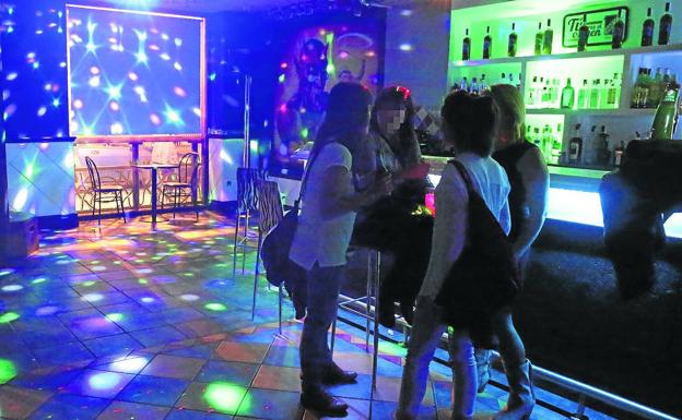 100.000 bares y sitios de comidas echarán el cierre ahogados por la crisis 1 La gran crisis del ocio nocturno, sin planes de apertura a la vista