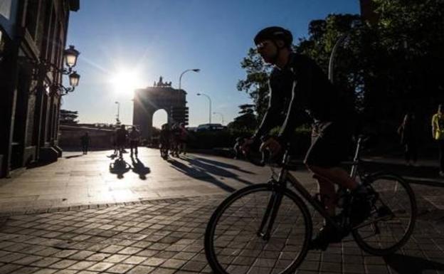 El 67% de los españoles está a favor de reducir la agilidad en áreas urbanas 1 bici limite velocidad 20201111191654 U63832218123OFj