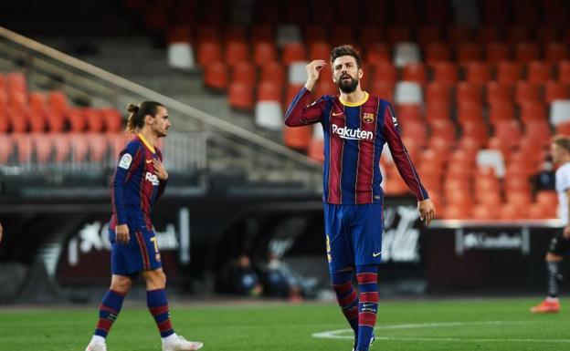 Gerard Piqué, durante el partido ante el Valencia. /EP
