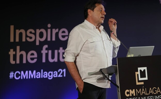 El arquitecto Juan Herreros durante su intervención en el foro CM Málaga 21. /Ñito Salas