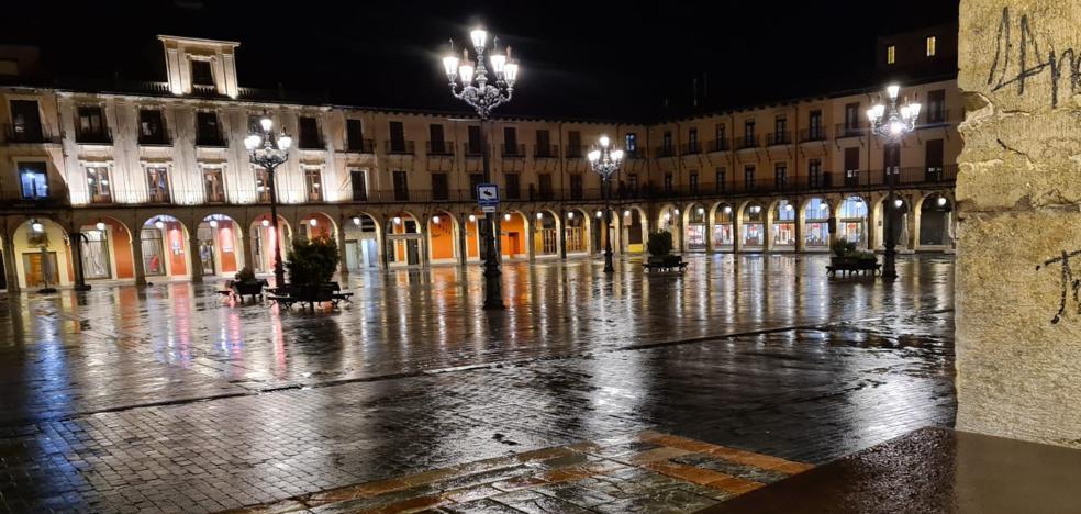 La Policía Local denuncia a un local de la Plaza Mayor por permanecer abierto más allá de las 2 de la madrugada - Vimarsana News
