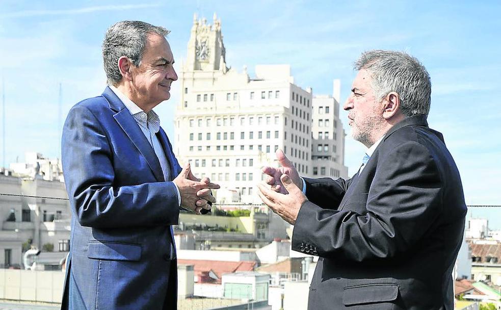 José Luis Rodríguez Zapatero y Jesús Eguiguren, protagonistas de la paz, se encuentran en Madrid. /LOBO ALTUNA