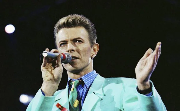 David Bowie, durante el concierto en homenaje a Freddie Mercury,/Reuters