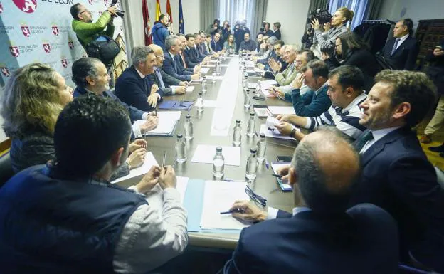 Imagen de la mesa por León que, tras dos años, no ha presentado resultados efectivos. /