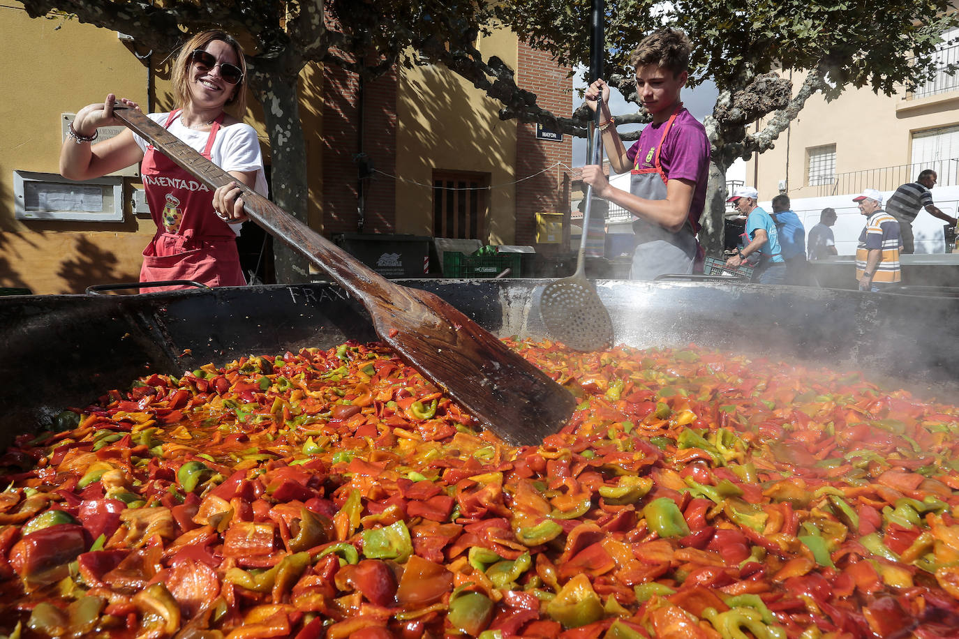 Feria Del Pimiento En Fresno De La Vega 2022 Fotos: Feria del Pimiento Morrón en Fresno de la Vega | leonoticias